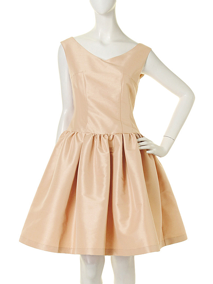 オフショルシャンタンドレス