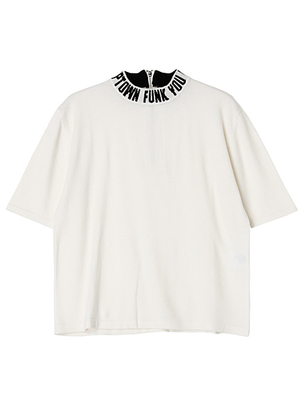 ハイネックロゴニットTOPS