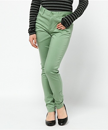 [GIORDANO] ストレッチカラースリムチノパンツ