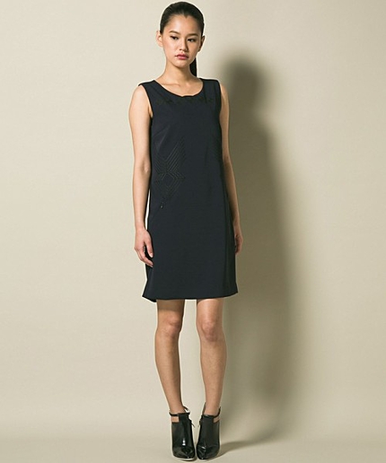 エンブロイダリードレス(PaulSmithBLACK)