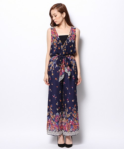 フラワースカラップオールインワン