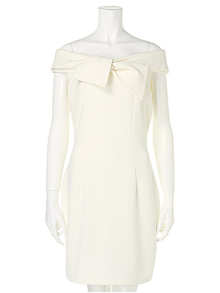 前リボンオフショルダーカットワンピース