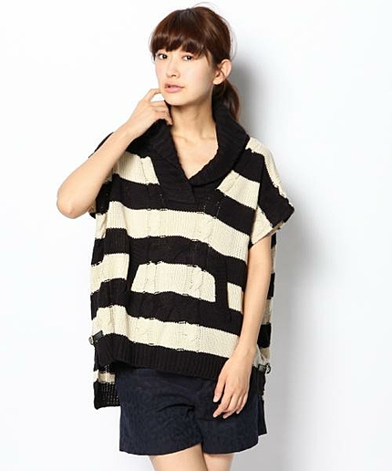 サイドベルト付ニットポンチョ