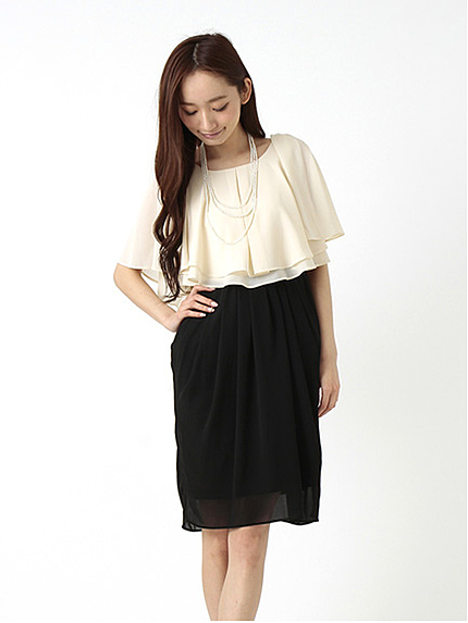 ・ネックレス付きドレス