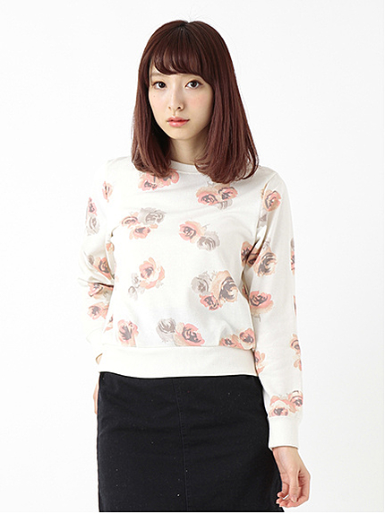 ・花柄プリント裏毛プルオーバー