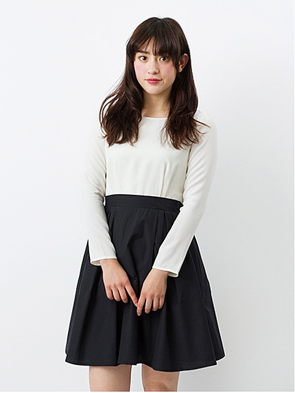 【Special Price】ノーカラードッキングタックワンピース