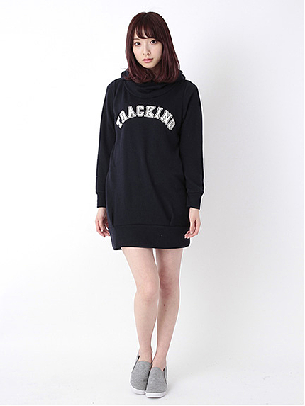 【Special Price】ボリュームフード裏毛ワンピース