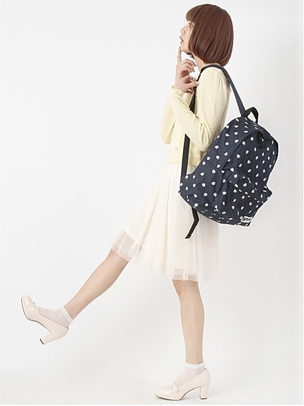 OUTDOOR×earthパンジー刺繍デイバッグ