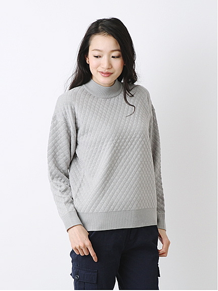 ・ダイヤキルティング 長袖プルオーバー