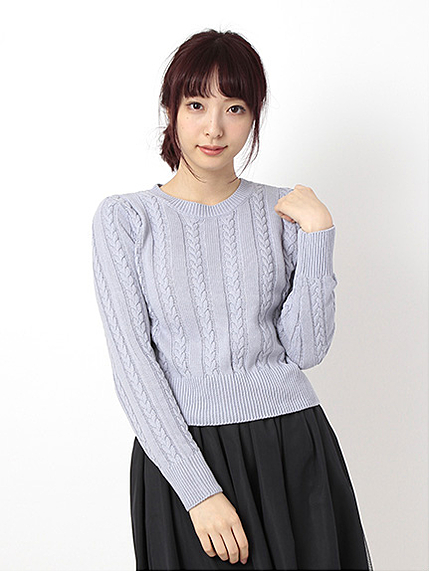 ケーブル柄ショート丈プルオーバー