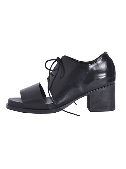 POINT LACEサンダル