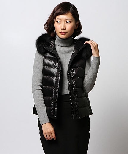 ＮＹＬＯＮPLUMEVESTダウンベスト