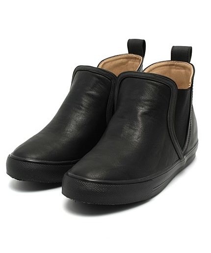 サイドゴアスニーカー