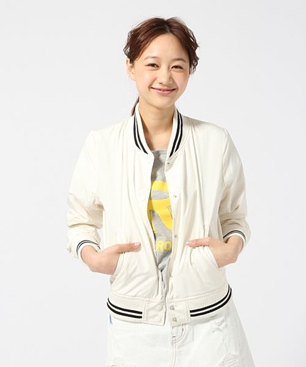 リバーシブルブルゾン