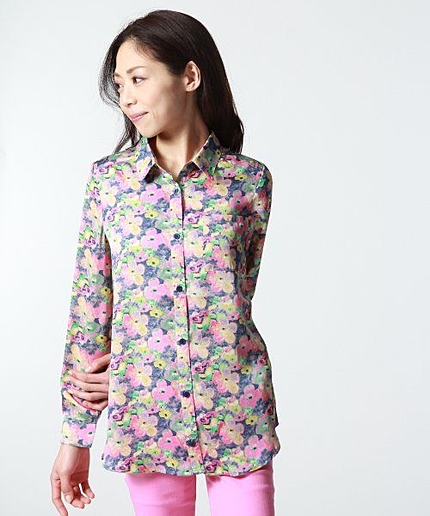 襟メタルカラーシャツ