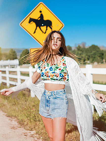 フリンジロングカーデ