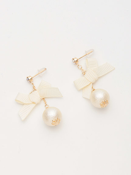リボンコットンパールピアス