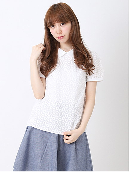 レース刺繍半袖ブラウス