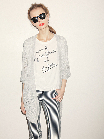 【CASUAL】ラフメッセージTシャツ