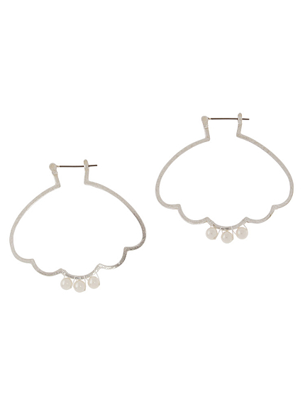 【CASSELINI】シェルパール風ピアス大