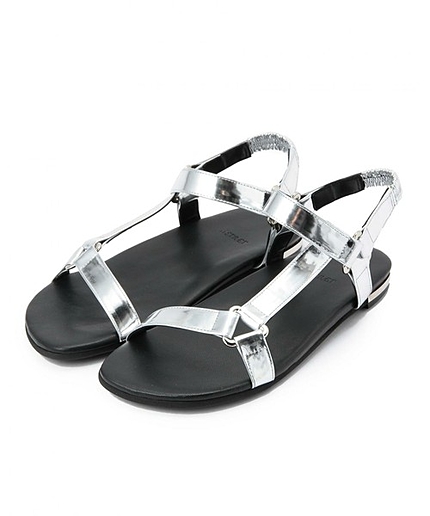 ASTRAET(アストラット) フラットシルバーサンダル