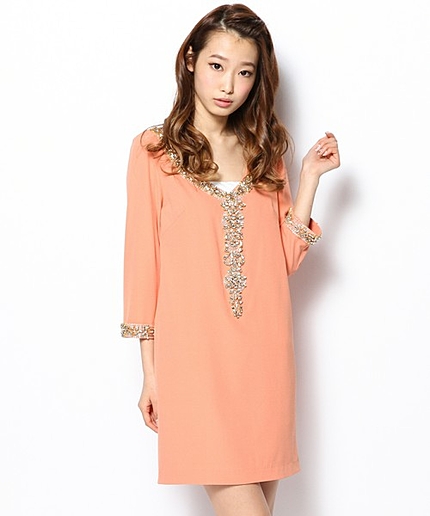 バックシャンワンピース