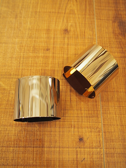 プレートバングル