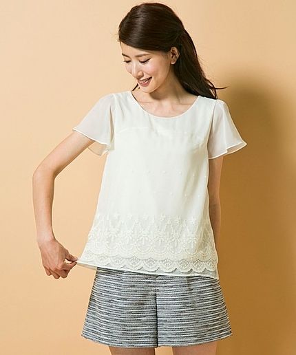 バイカラーチュールエンブロイダリーカットソー