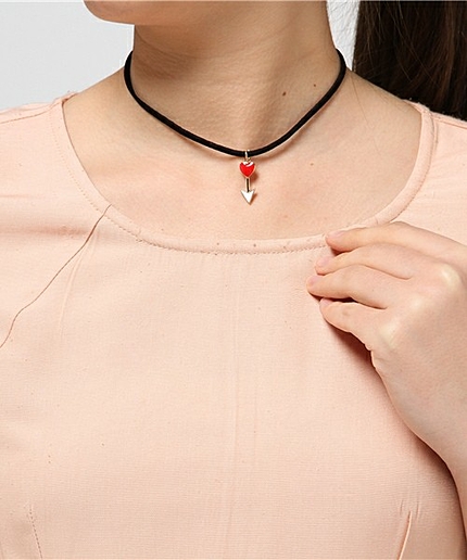 WEGO/ハートアローチョーカー