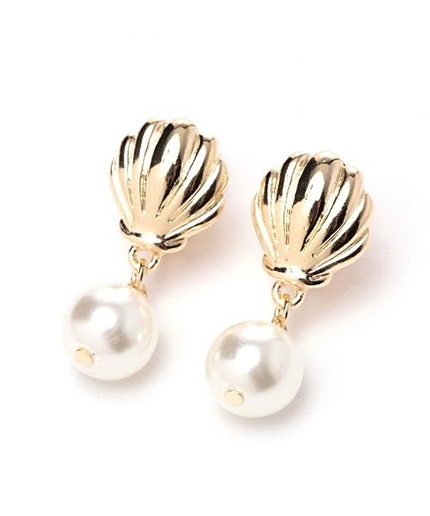 シェルモチーフイヤリング