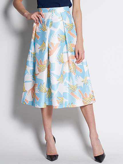 bananaプリントタックスカート