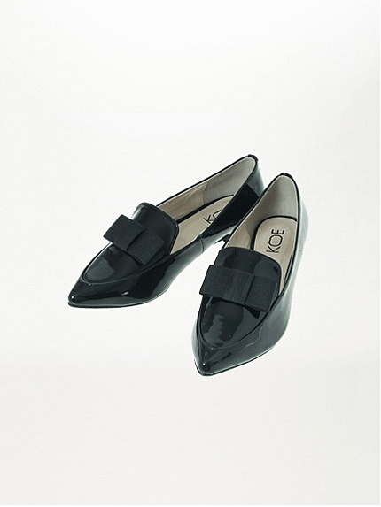 ポインテッドオペラパンプス