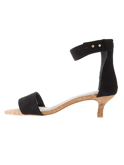 キトゥンヒールサンダル