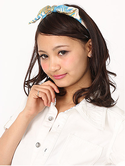 リーフ柄ヘアバンド