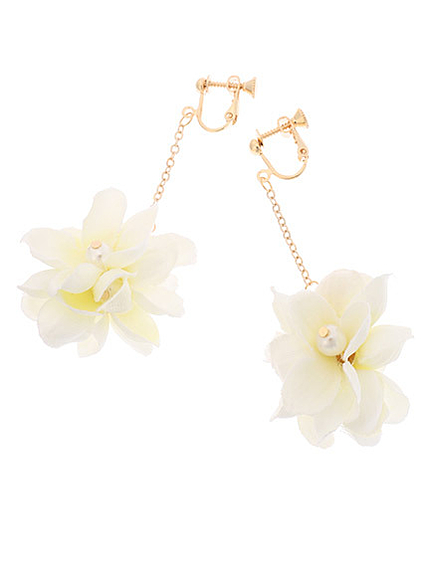 フラワーイヤリング