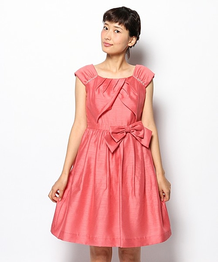 クラシカルライトシャンタンドレス