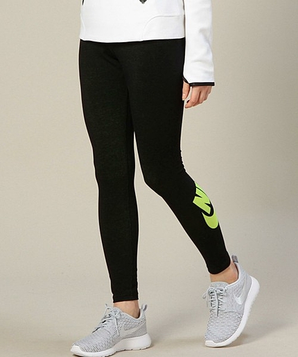 BBC MORE NIKE ロゴレギンス