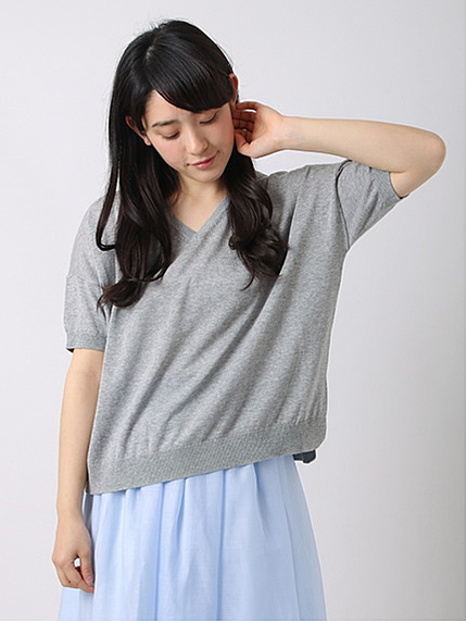 Vネックドロップショルダーニット