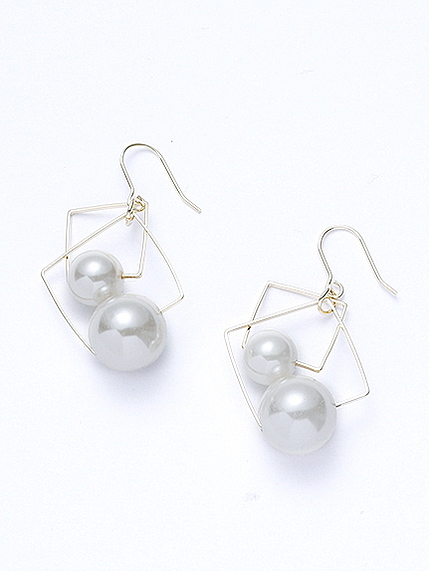 ・パールスクエアピアス