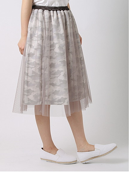 ペールトーンチュールスカート