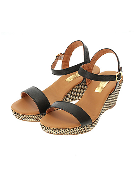 mp strap sandal
