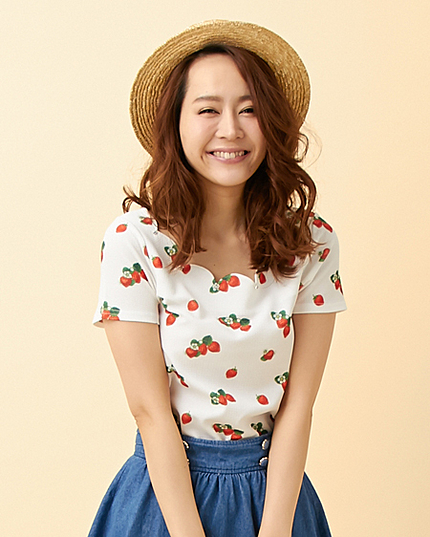 イチゴ柄/Tシャツ