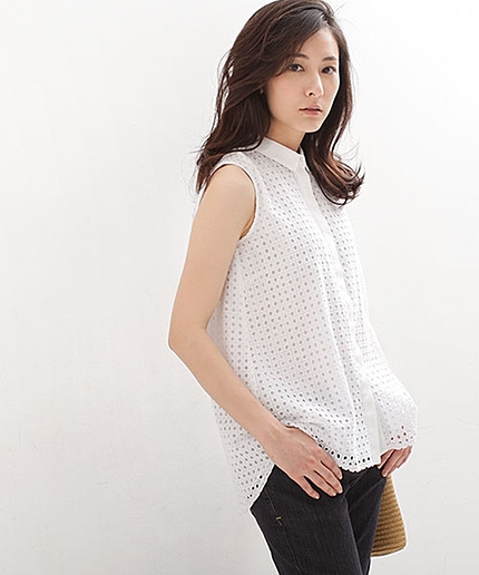 カットワーク刺繍ノースリーブシャツBL