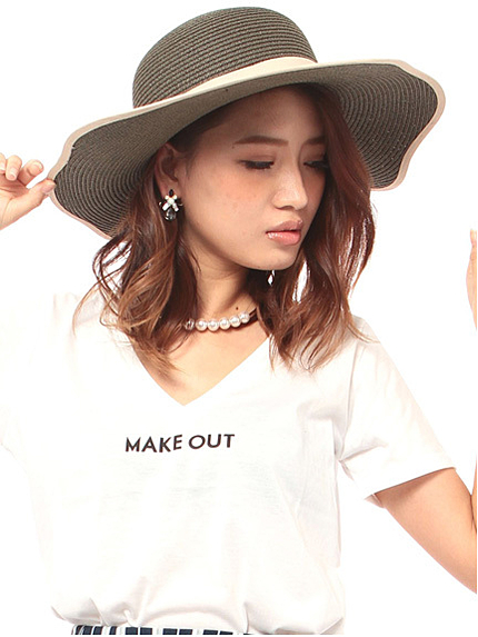 ランダムビジューピアス