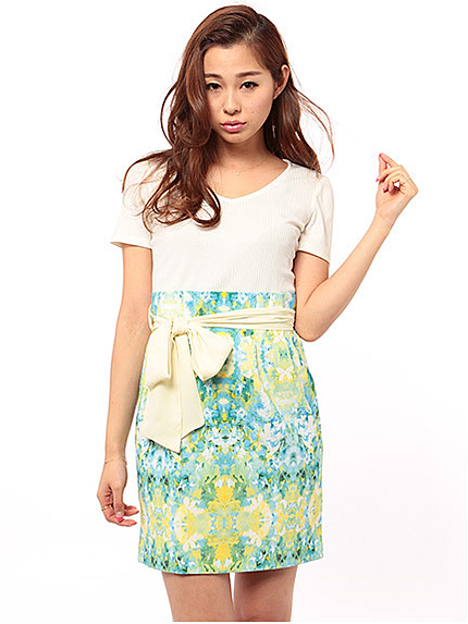 カットリブ花柄ドッキングワンピース