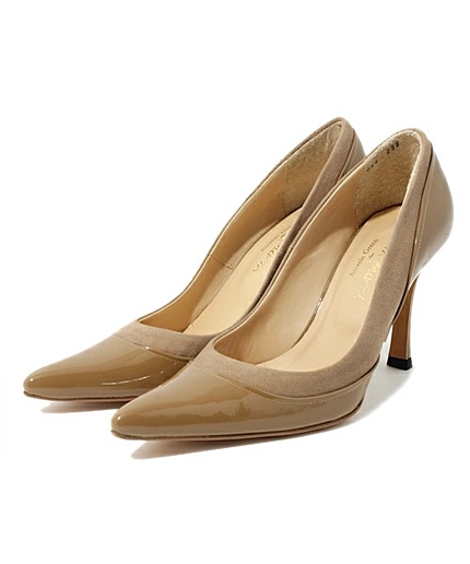 エナメルパンプス