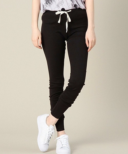 BY Skinware スキニースウェットパンツ