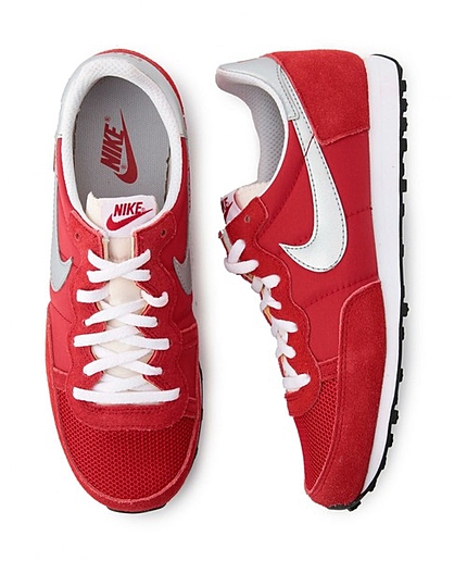 [WEB限定]NIKE チャレンジャー スニーカー