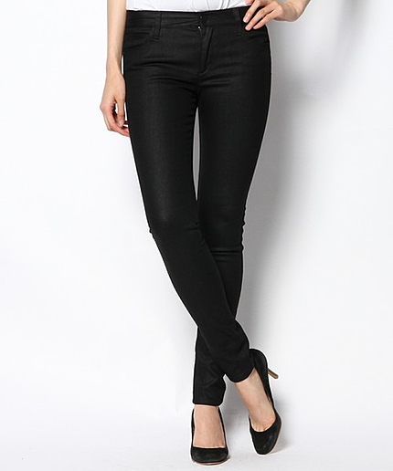 グレイズドブラックスキニーデニム