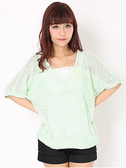 バックスピンドル透かしニット＋ビジューキャミSET